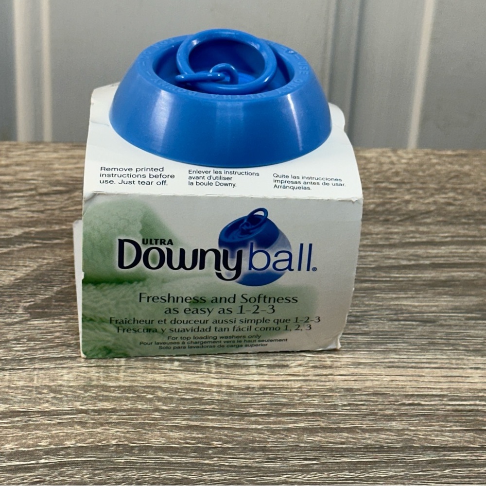 Ultra Downy Ball -  Fabric Softener Dispenser - For Top Loading Washers Reusable